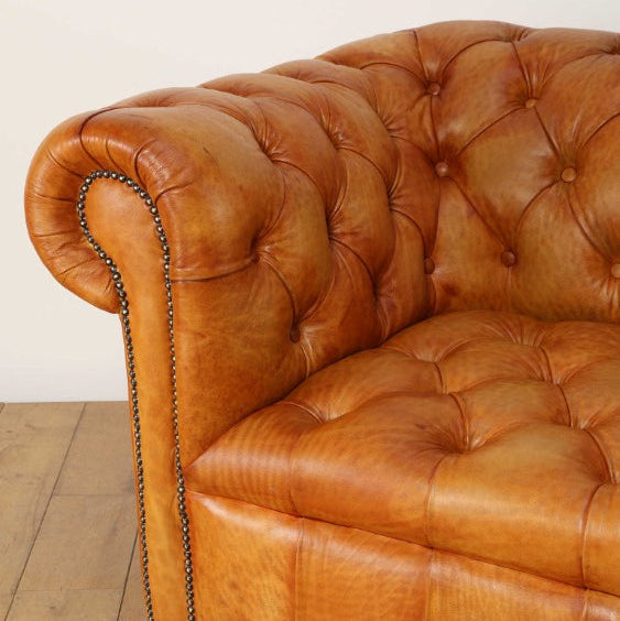 Reborn<br>Leather Sofa