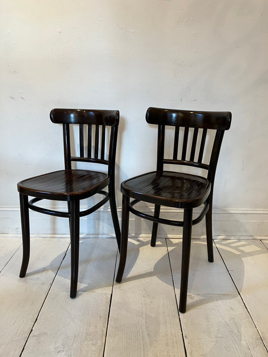 ベントウッドチェア カフェ