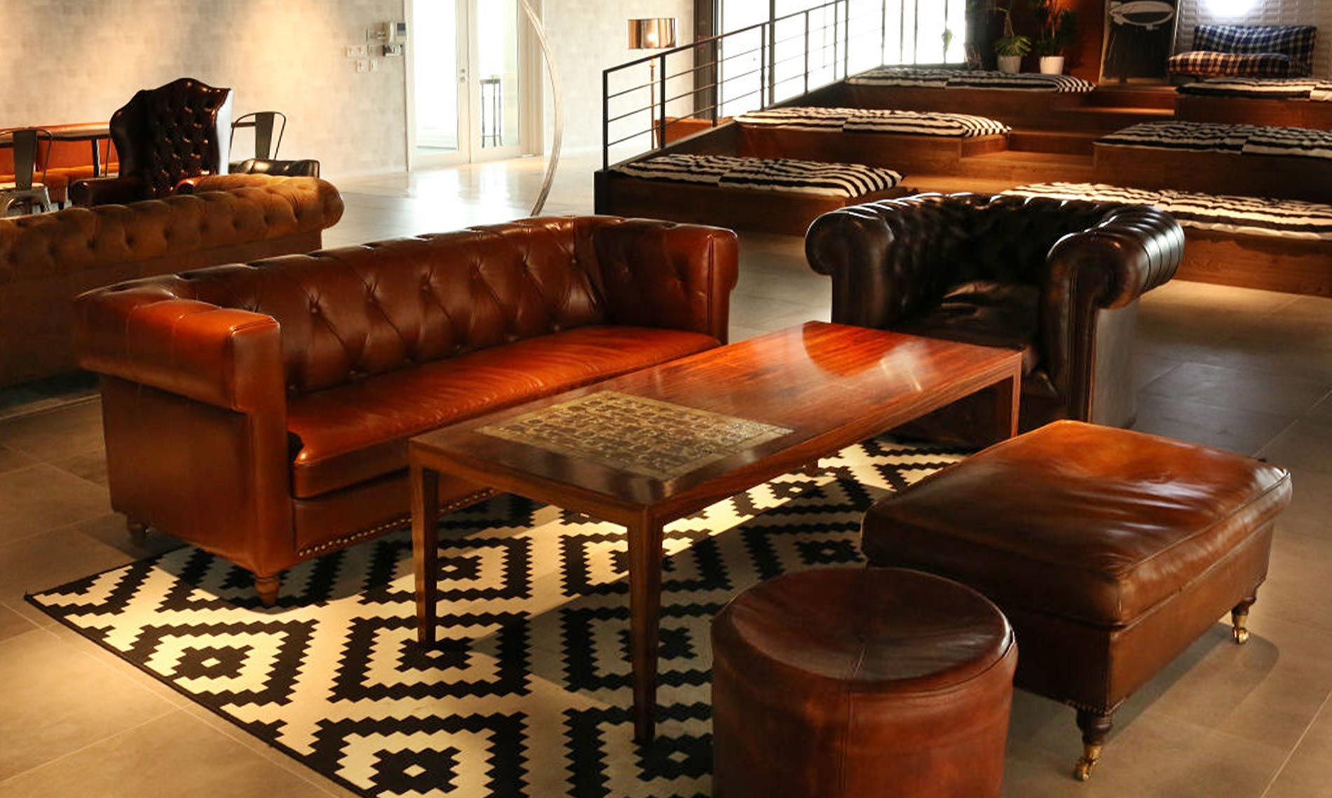 法人のお客様向け | ロイズ・アンティークス | ヨーロッパの