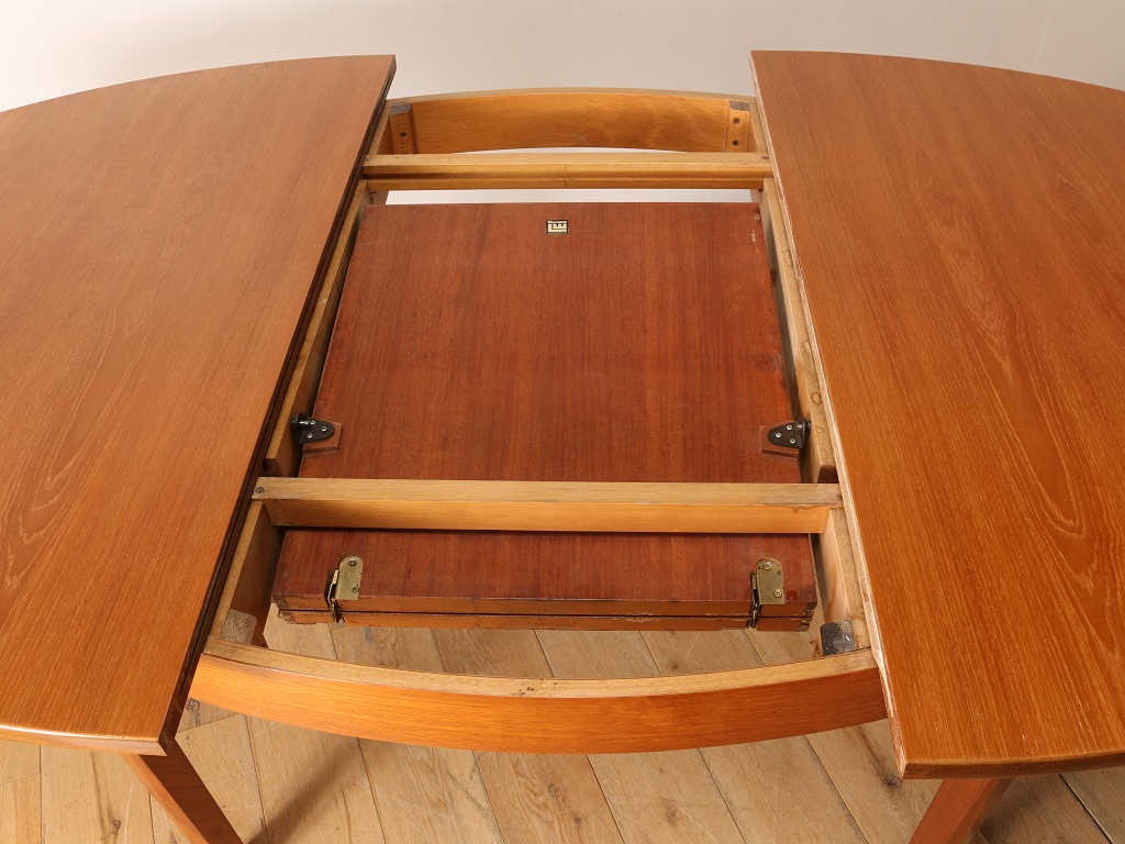 ロイズアンティーク木製エクステンションテーブル ダークブラウン エクステンションテーブル | ロイズ・アンティークス | ヨーロッパの