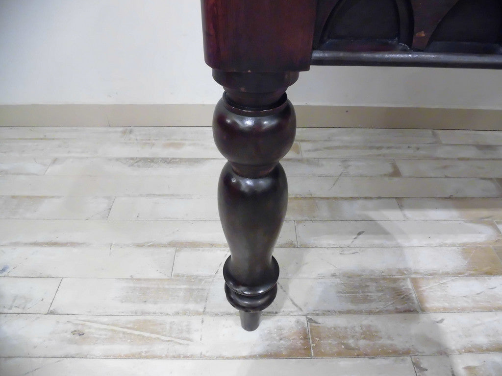 ゴシックチャーチテーブル | ロイズ・アンティークス | ヨーロッパの