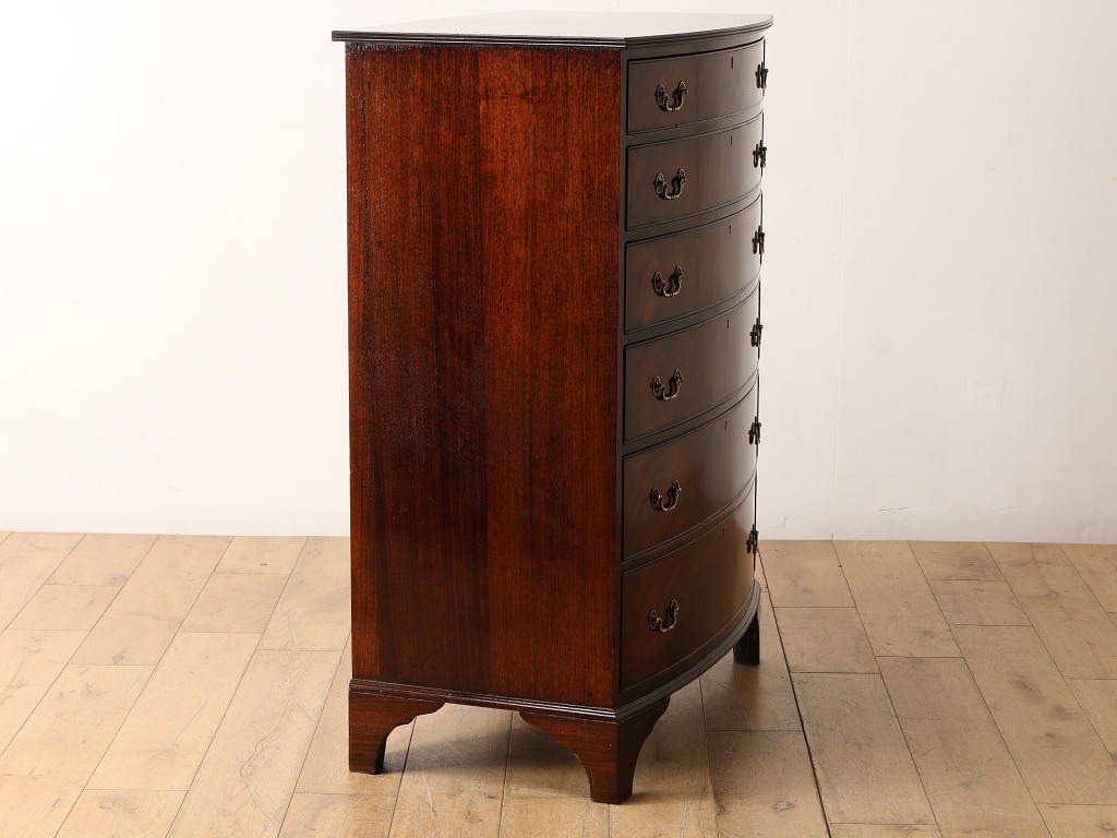 ボウフロントチェスト | ロイズ・アンティークス | ヨーロッパの