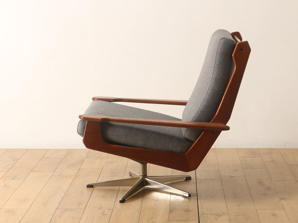 スイベルチェア | ロイズ・アンティークス | ヨーロッパのアンティーク