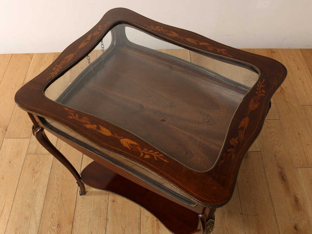 ウォールシェルフ　キャビネット　アンティーク　ビンテージ　ジュエリーケース ジュエリーキャビネット | ロイズ・アンティークス | ヨーロッパの