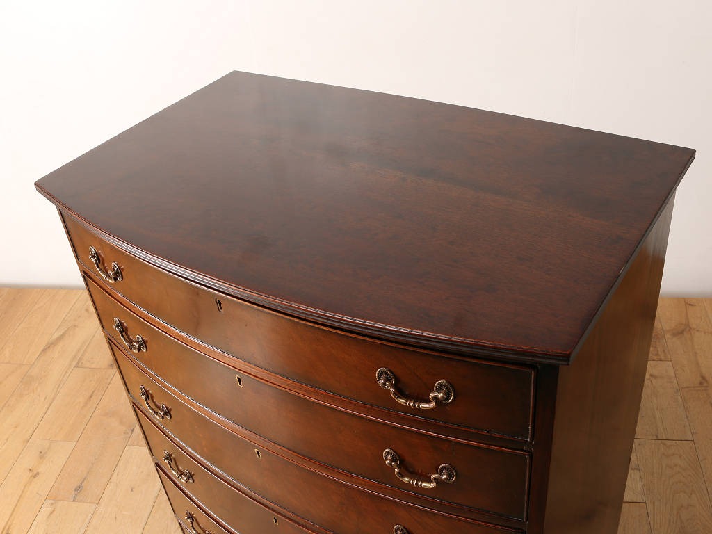 ボウフロントチェスト | ロイズ・アンティークス | ヨーロッパの