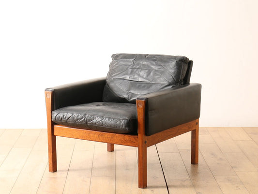 HANS J WEGNERレザーアームチェア