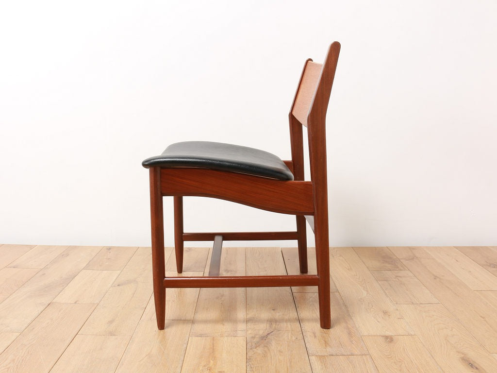 ロイズアンティーク購入 英国製 ダイニングチェア ヴィンテージ ダイニングチェア | ロイズ・アンティークス | ヨーロッパの