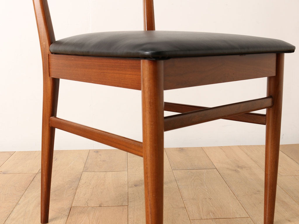 UK イギリス　チーク　ダイニングチェア　Lloyd’s Antiques UK イギリスチークダイニングチェアLloyd's Antiques