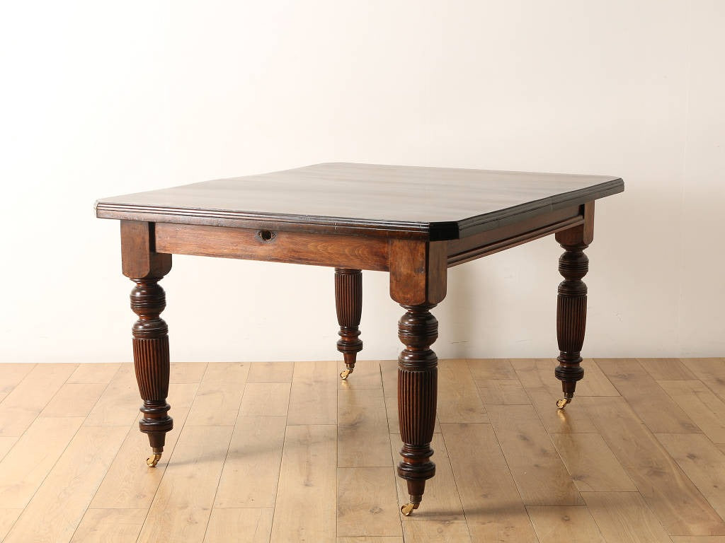 ロイズ・アンティークス　ダイニングテーブル Lloyd's Antiques Reproduction Series Big Oak Dining Table
