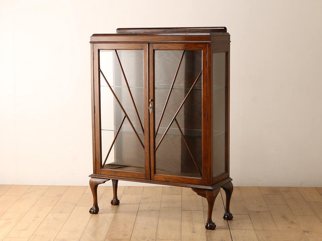 チャイナキャビネット | ロイズ・アンティークス | ヨーロッパの