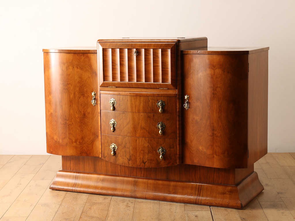 ○Lloyd's Antiques イギリスアンティーク家具 サイドボード Lloyd's Antiques Real Antique Counter Sideboard / ロイズ