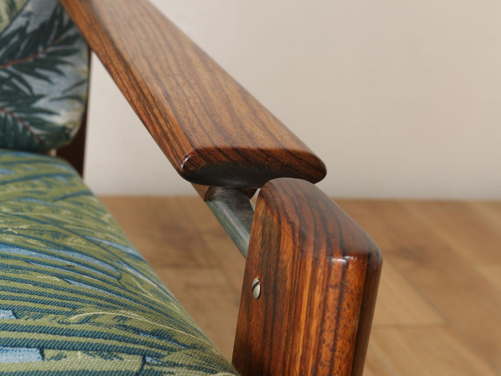 KEITAMARUYAMAイージーチェア | ロイズ・アンティークス | ヨーロッパ