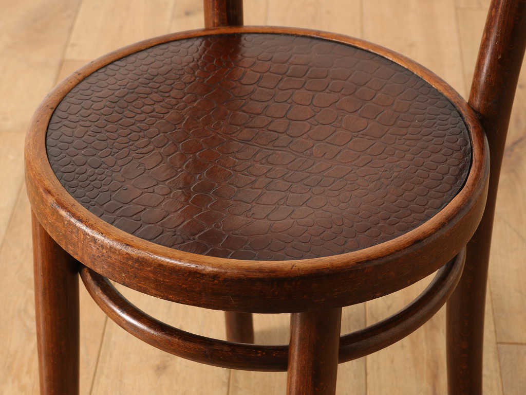 THONET ベントウッドチェア クロコ | ロイズ・アンティークス THONET ベントウッドチェア クロコ | ロイズ・アンティークス