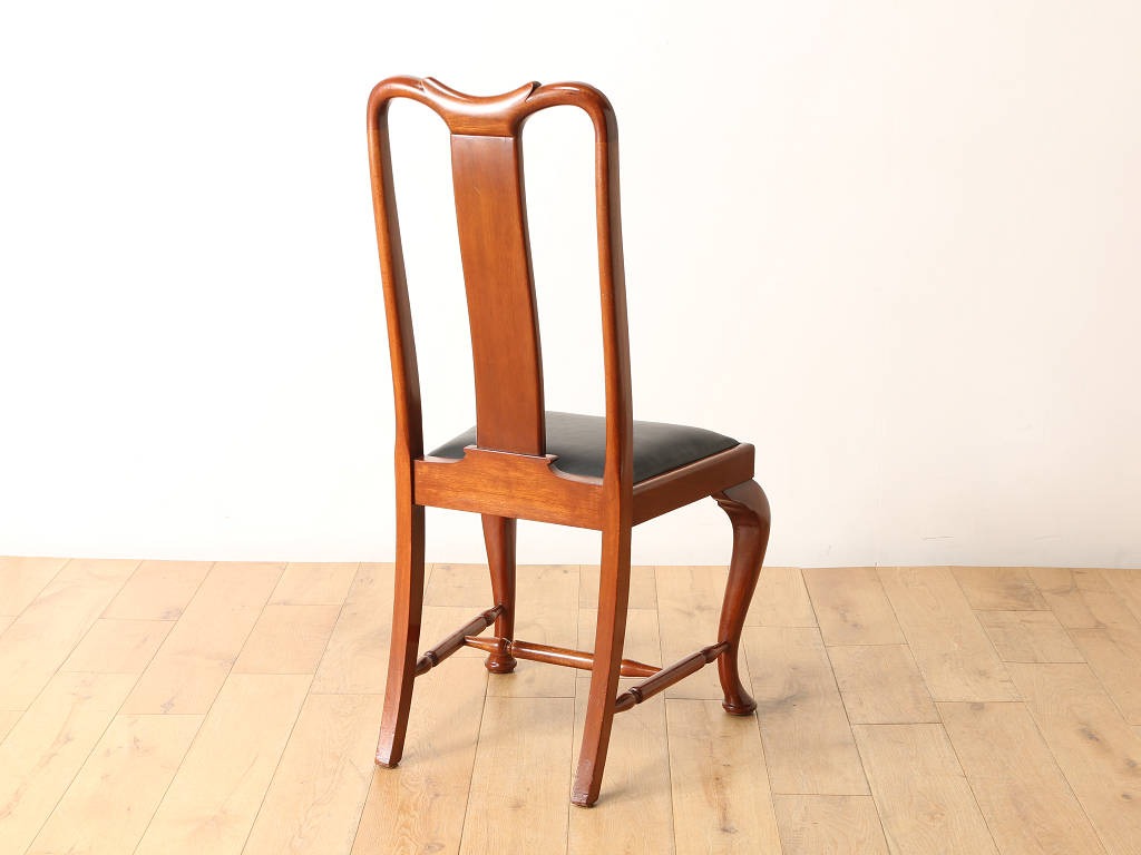 クイーンアンチェア | ロイズ・アンティークス | ヨーロッパの