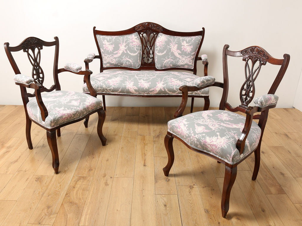 セティ | ロイズ・アンティークス | ヨーロッパのアンティーク