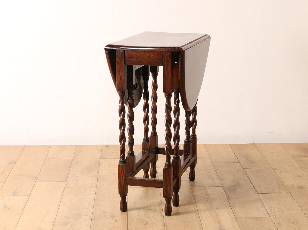 ロイズ　アンティークス　バードゲージ 風合いあるブラスのバードゲージ