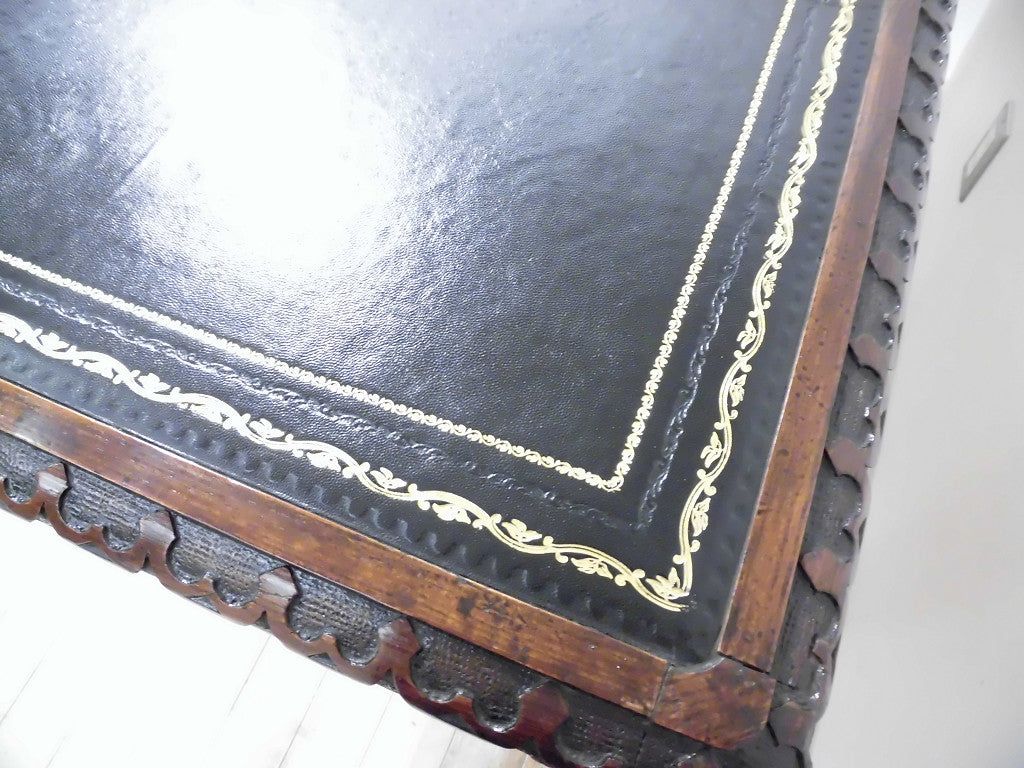 ゴシックチャーチテーブル | ロイズ・アンティークス | ヨーロッパの