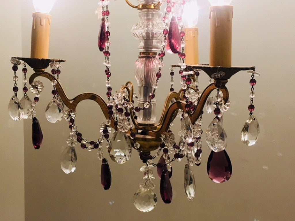 シャンデリア パープル | ロイズ・アンティークス | ヨーロッパの