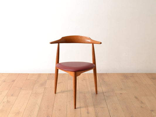 HANS J. WEGNER ハートチェア FH4104