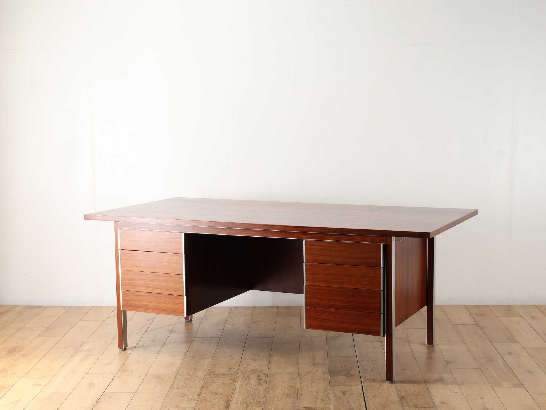 アンティーク家具