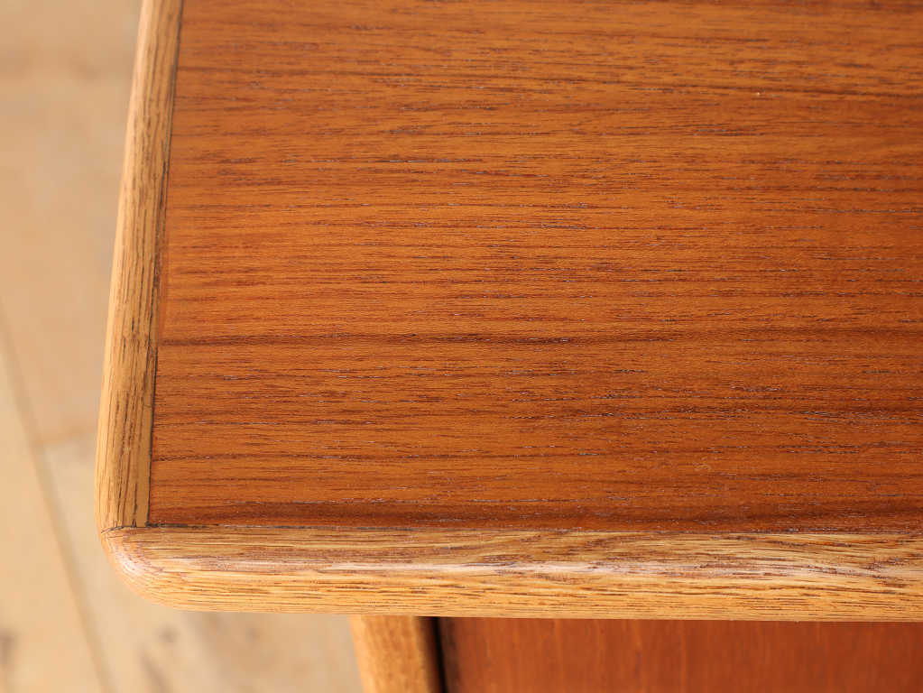 GORAN STRANDデスク | ロイズ・アンティークス | ヨーロッパの