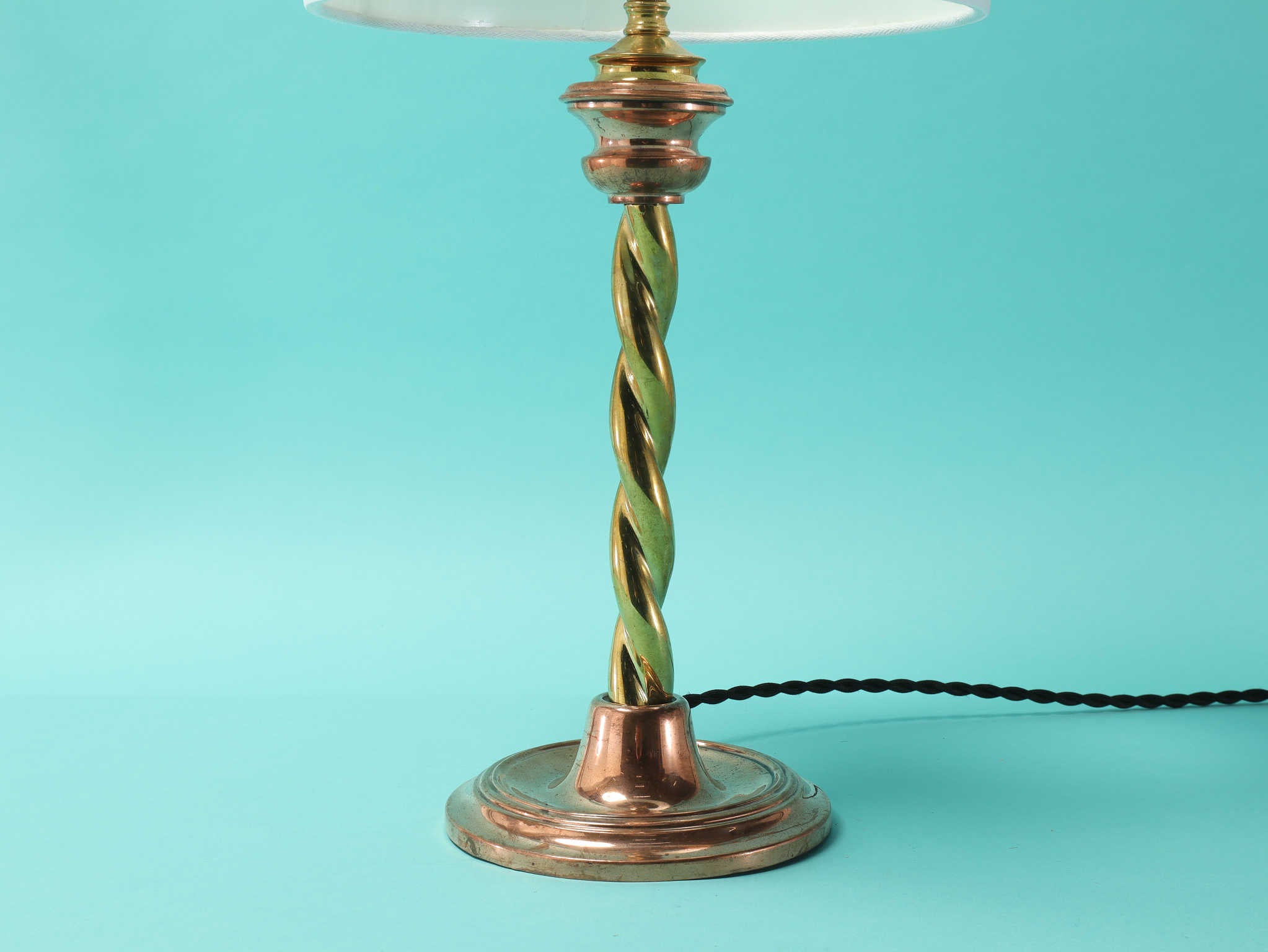 テーブルランプ | ロイズ・アンティークス | ヨーロッパのアンティーク