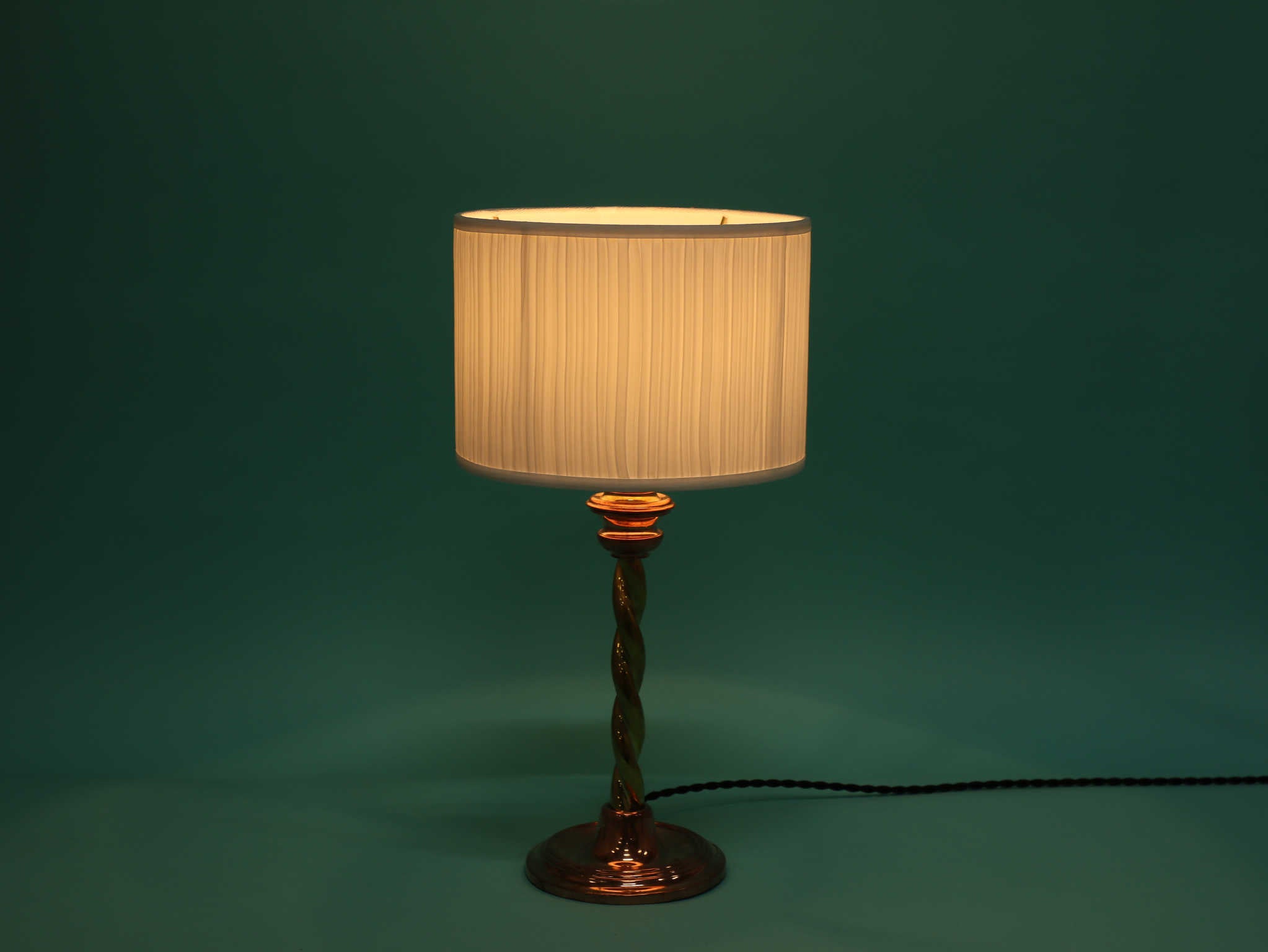 テーブルランプ | ロイズ・アンティークス | ヨーロッパのアンティーク