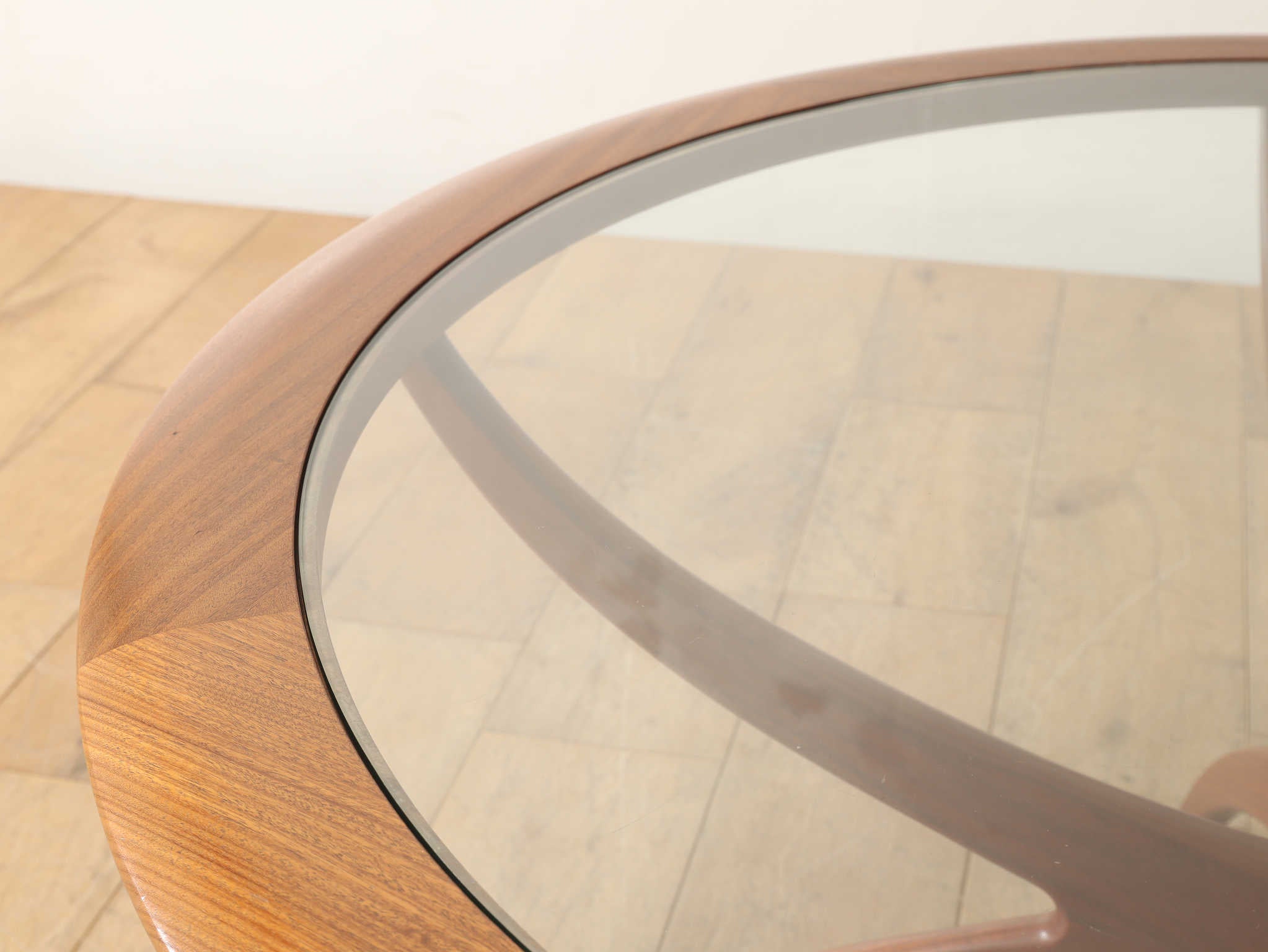 G-PLAN スパイダーコーヒーテーブル | ロイズ・アンティークス