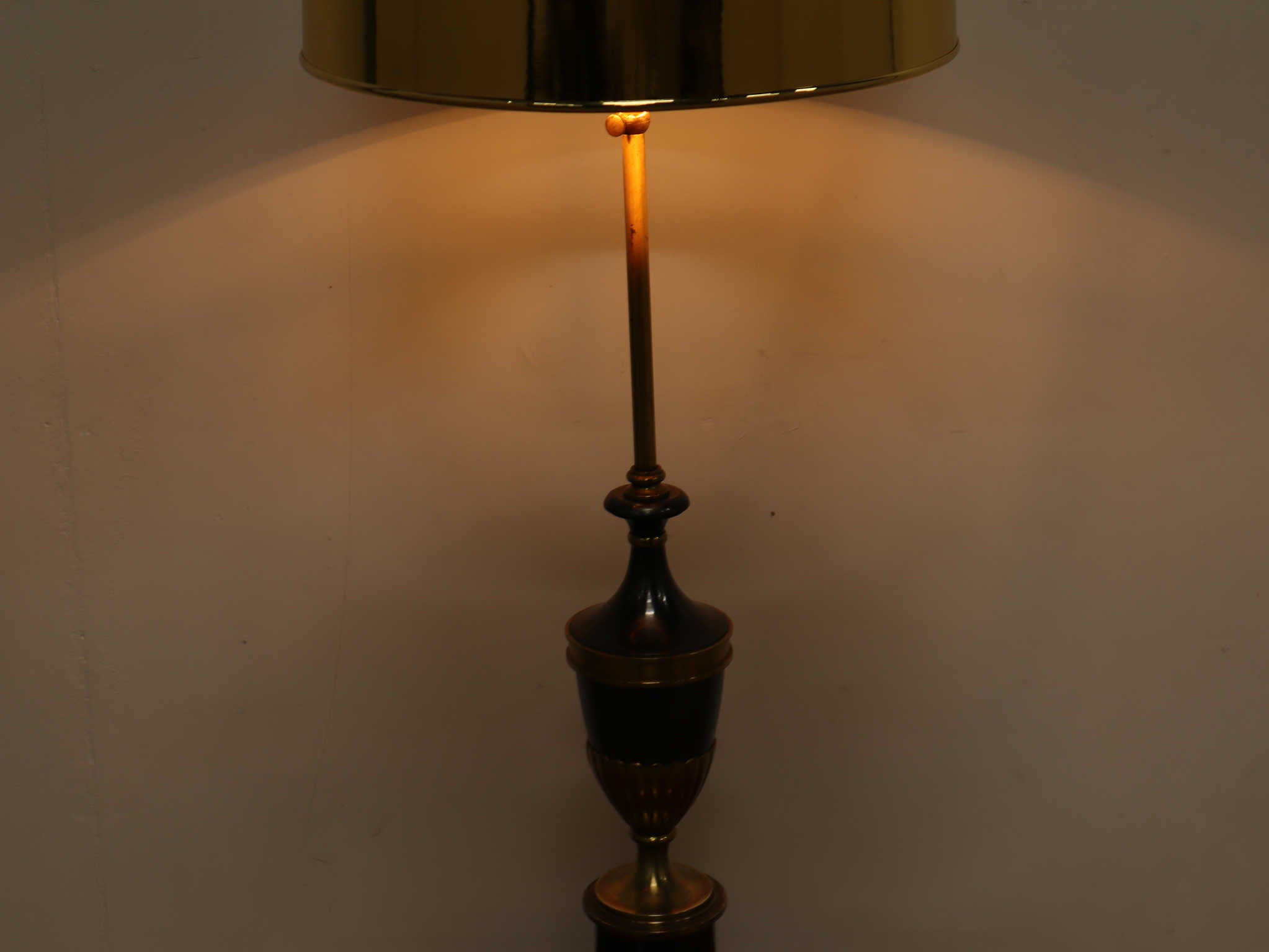 ロイズアンティークス　テーブルランプ希少品　ヨーロッパ製 ロイズアンティークス テーブルランプ希少品 ヨーロッパ製 ロイズ