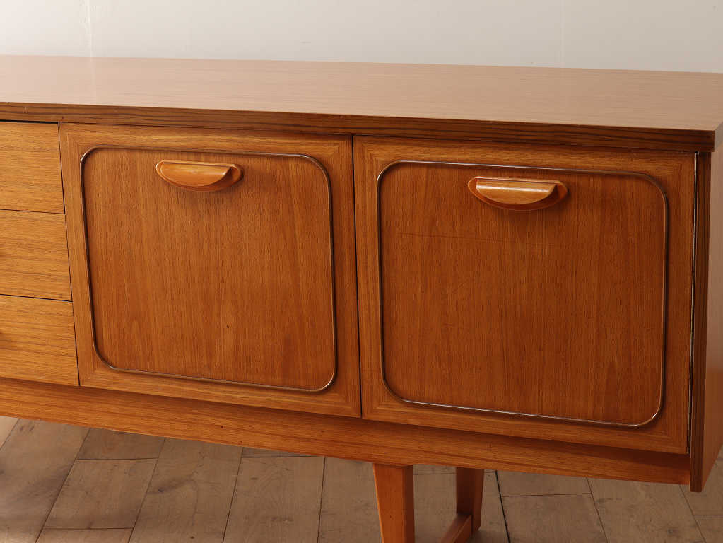 STATEROOM ステイトルーム イギリス サイドボード アンティーク