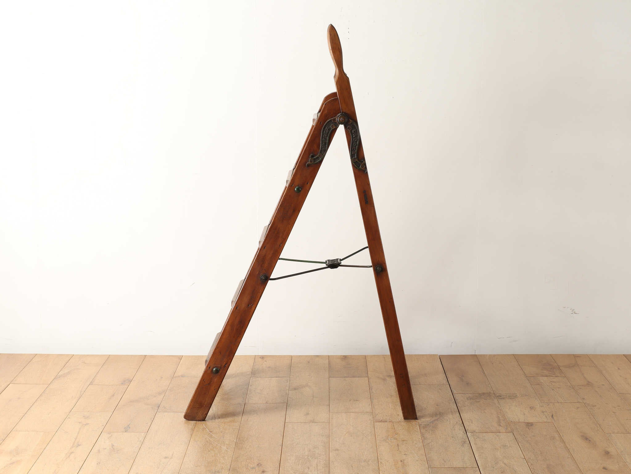 SIMPLEX ステップラダー | ロイズ・アンティークス | ヨーロッパの