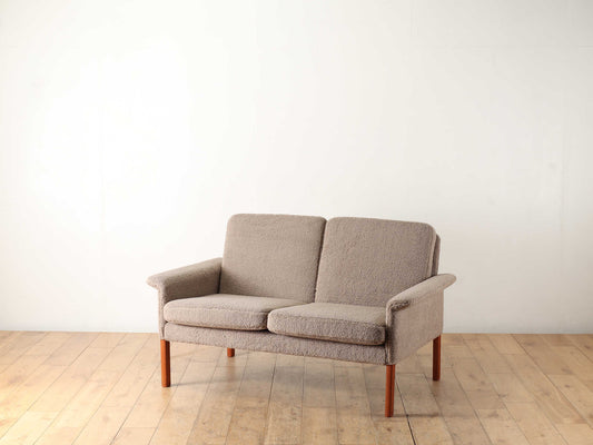 HANS OLSEN 2シーターソファ