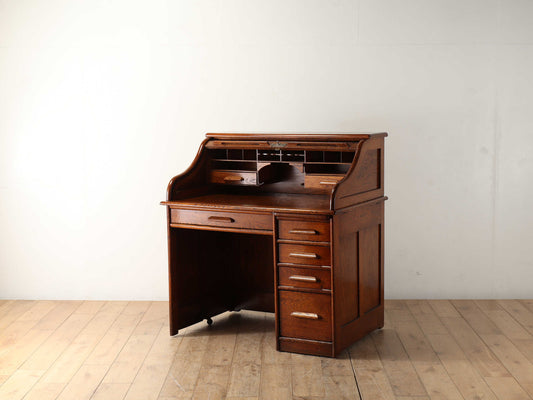 INDIANAPOLIS CABINET CO. デスク