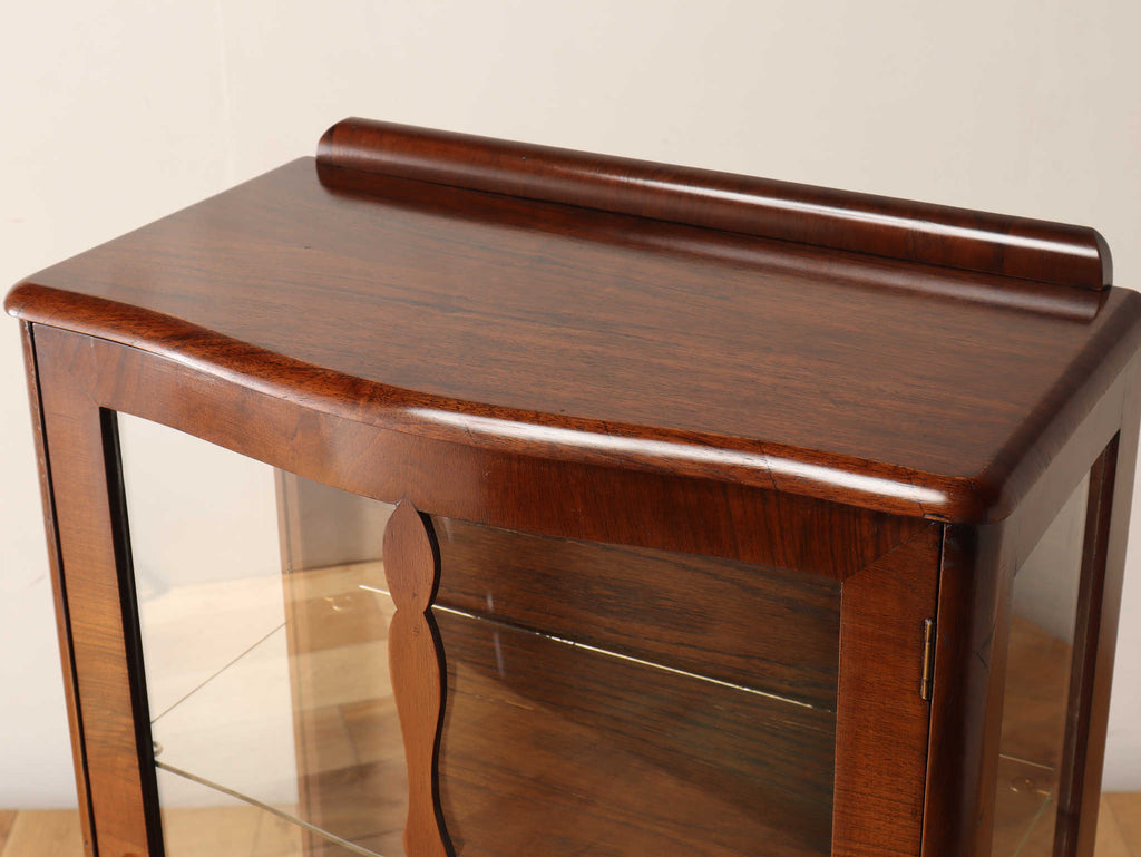 チャイナキャビネット | ロイズ・アンティークス | ヨーロッパの