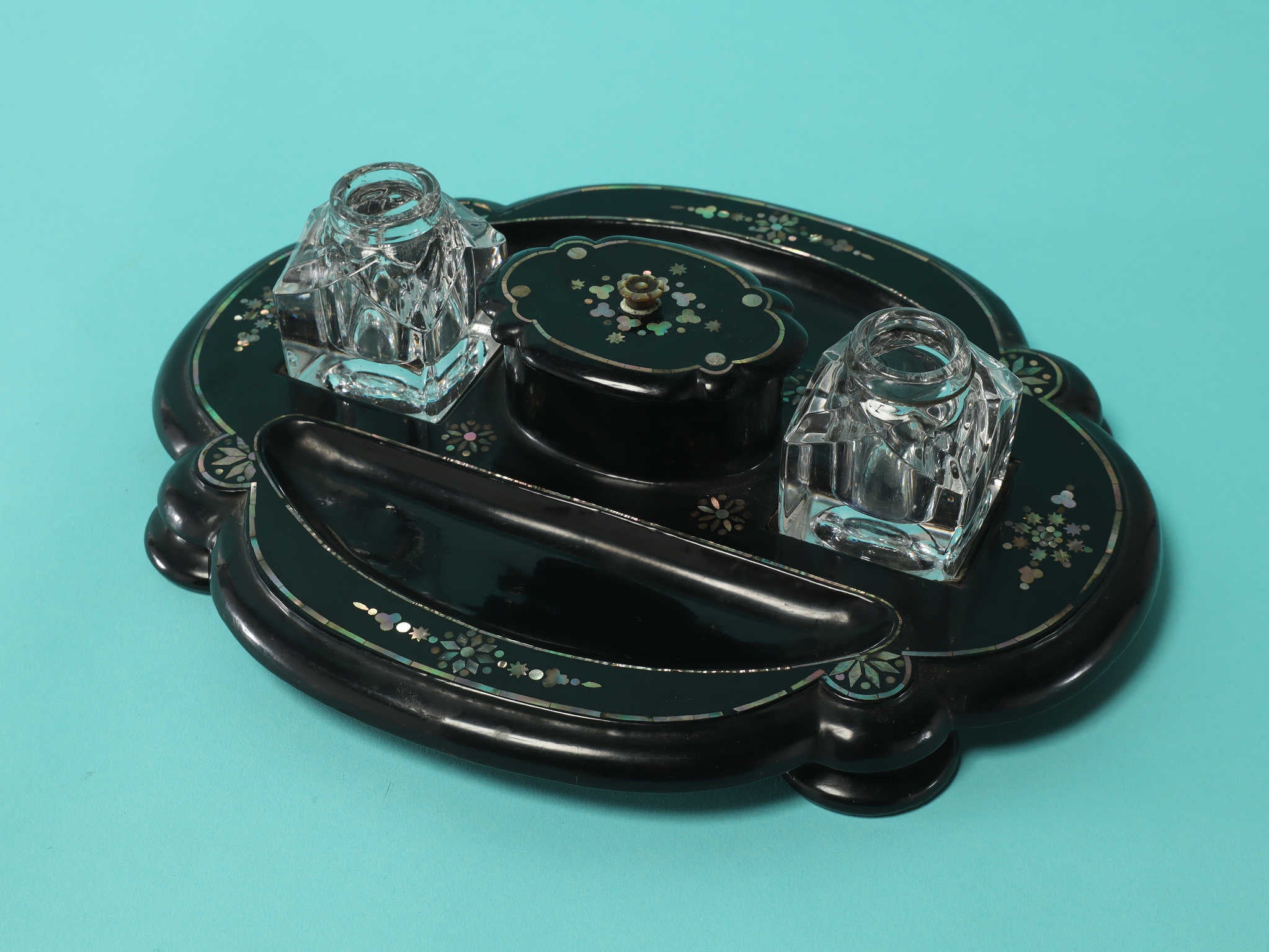 ヴィクトリアンインクウェルセット | ロイズ・アンティークス