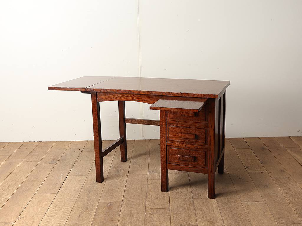 スクールデスク | ロイズ・アンティークス | ヨーロッパのアンティーク