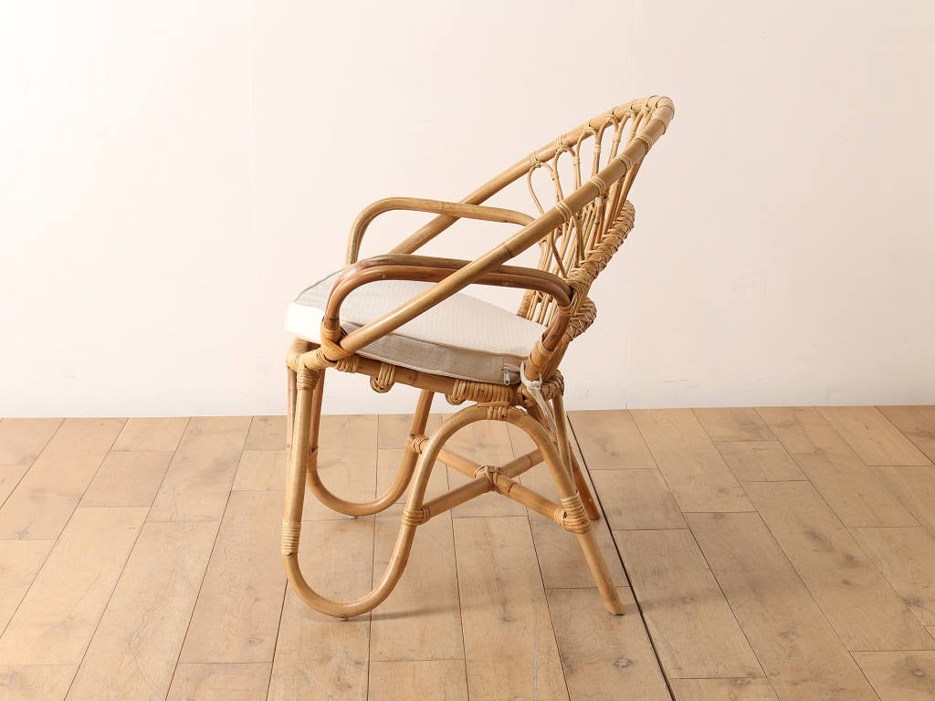 アンティーク　ロイド風チェア　ラウンジチェア　アームチェア　ラタンチェア ラタン風 ラウンジチェア ｜ JUICYFURNITURE