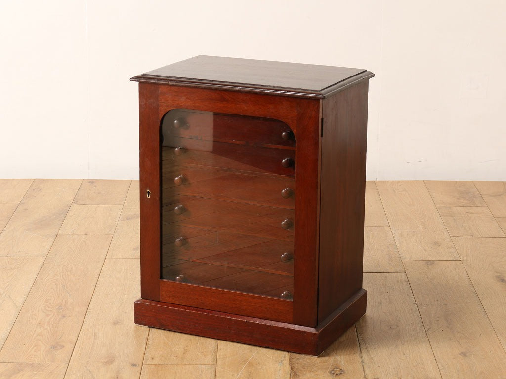 管371☆ロイズ・アンティークス☆キャビネット コレクターズキャビネット | ロイズ・アンティークス | ヨーロッパの