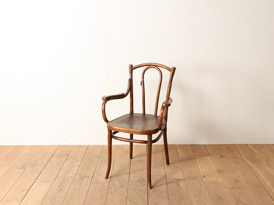 THONET ベントウッドアームチェア
