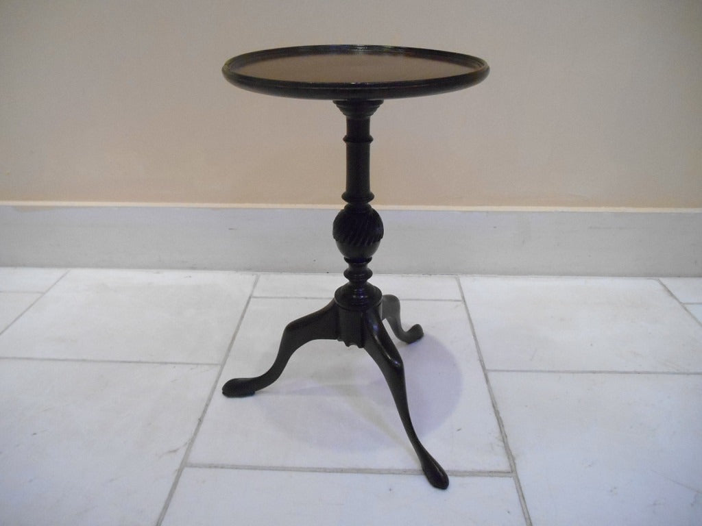 Lloyd's Antiques ワインテーブル ワインテーブル | ロイズ・アンティークス | ヨーロッパのアンティーク