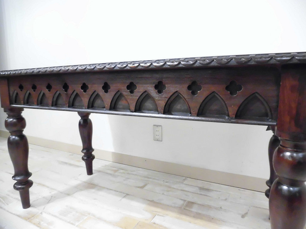 ゴシックチャーチテーブル | ロイズ・アンティークス | ヨーロッパの