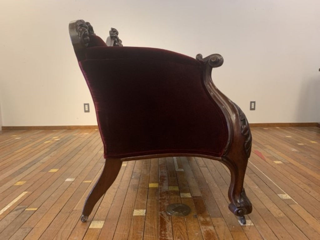 Lloyd's Antiques英国製ヴィンテージソファ- 666d9a1aaaa8f2f20859d1bace0796