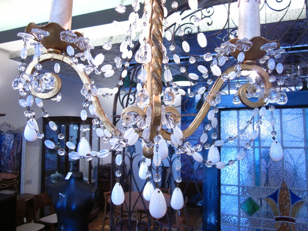 シャンデリア ホワイト | ロイズ・アンティークス | ヨーロッパの