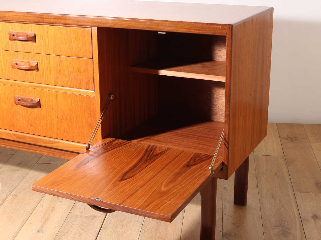 s*h様 G-PLAN ナイトテーブル　サイドボード s*h様 G-PLAN ナイトテーブル サイドボード